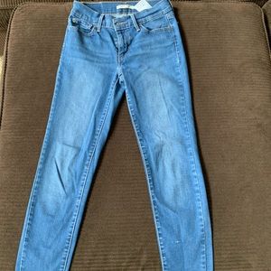 Levi Super Skinny 710